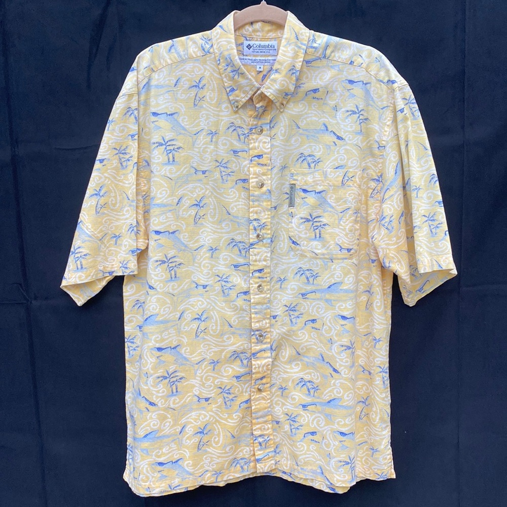 Columbia Men’s 100% Cotton Short Sleeved Button Down Sharks Palm Trees Summer M